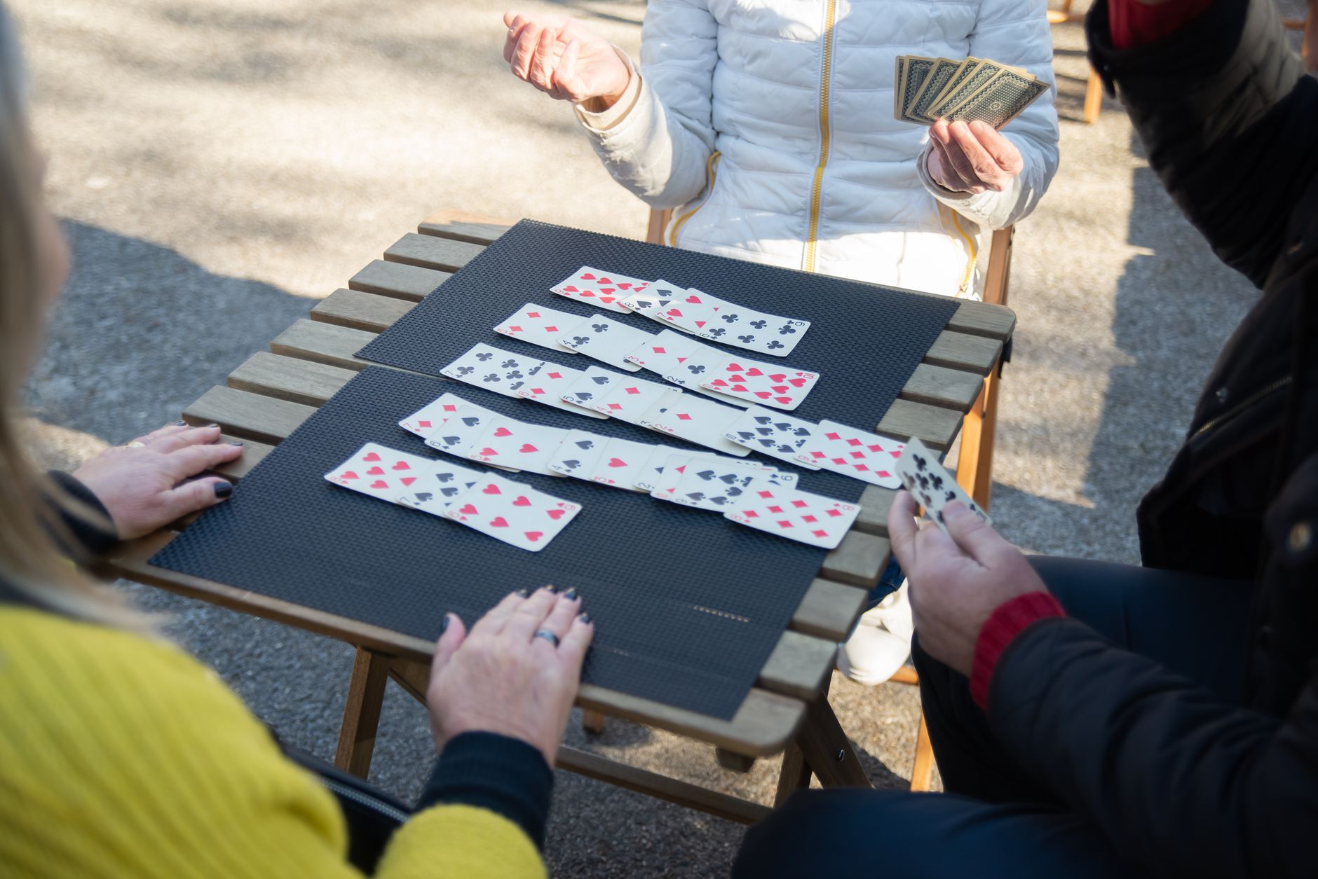 德州扑克下风期心态:五个自我调整策略助你平稳度过(实战示例)